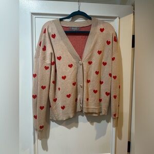 Marled Beige Cardigan with Red Heart Pattern